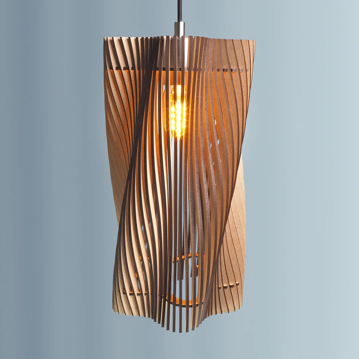 zooki-model-27-aurvandil-wooden-pendant-light-007